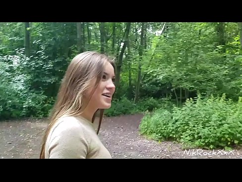 ❤️ エベリナに公共の場でのファックを提案した。彼女はイエスと言った。そして、私は彼女のお尻をファックし、彼女の口の中にザーメンを入れた。そして彼女は小便をした。 ️❌ ポルノ ❌️